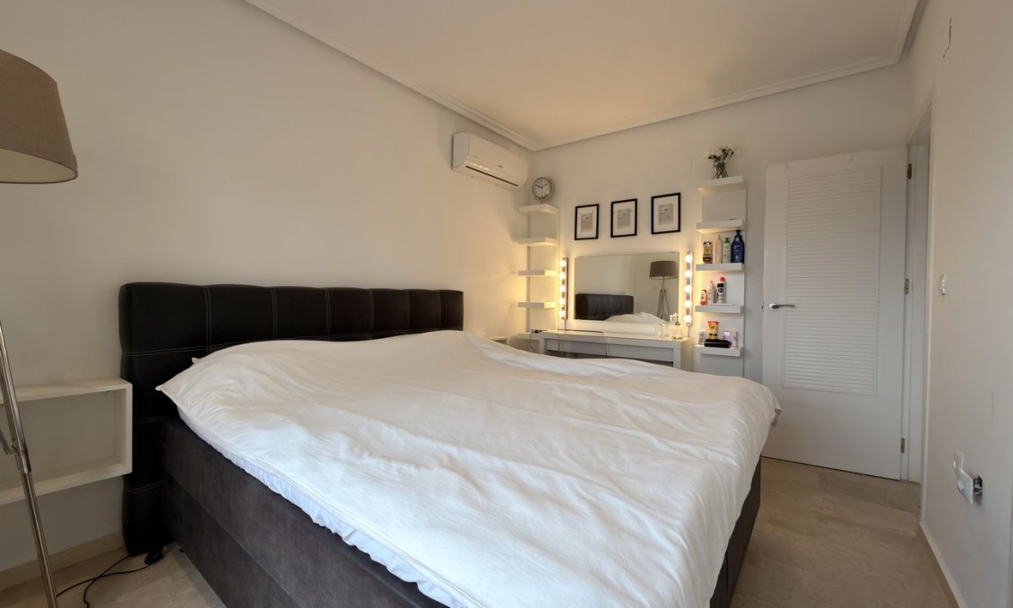 Használt Ingatlanok - Villa -
Orihuela Costa - Los Doses