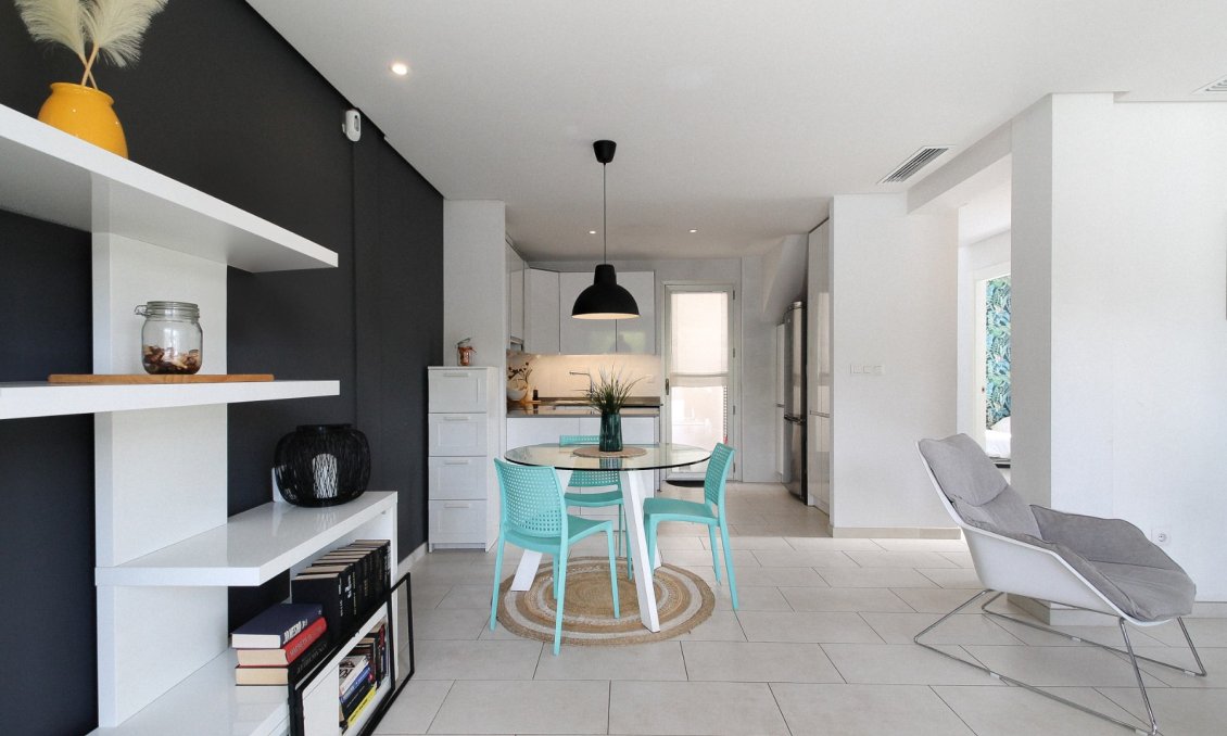 Wiederverkauf - Quad House -
Torrevieja - Costa Blanca