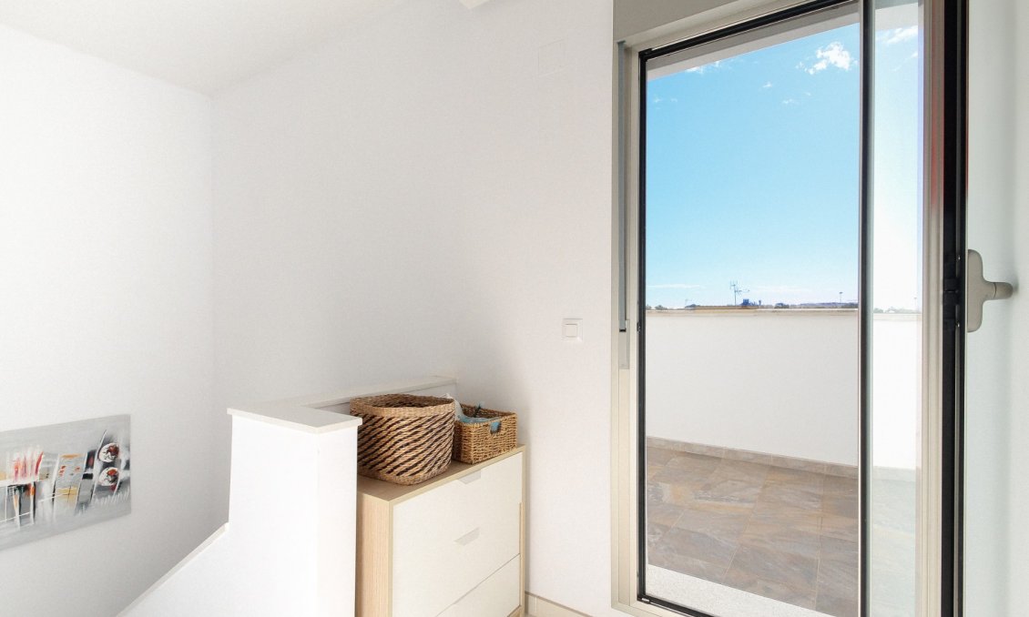 Wiederverkauf - Quad House -
Torrevieja - Costa Blanca