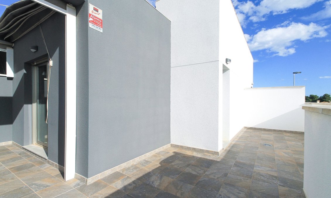 Wiederverkauf - Quad House -
Torrevieja - Costa Blanca