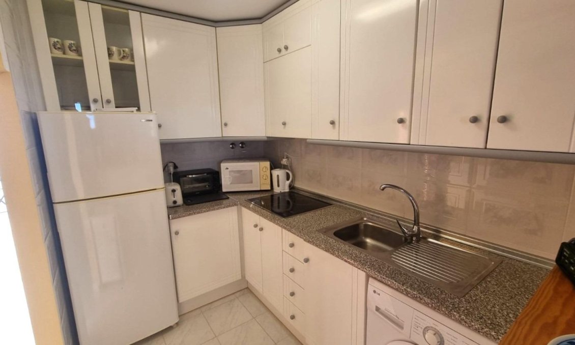 Revânzare - Apartament -
Torrevieja - La Mata
