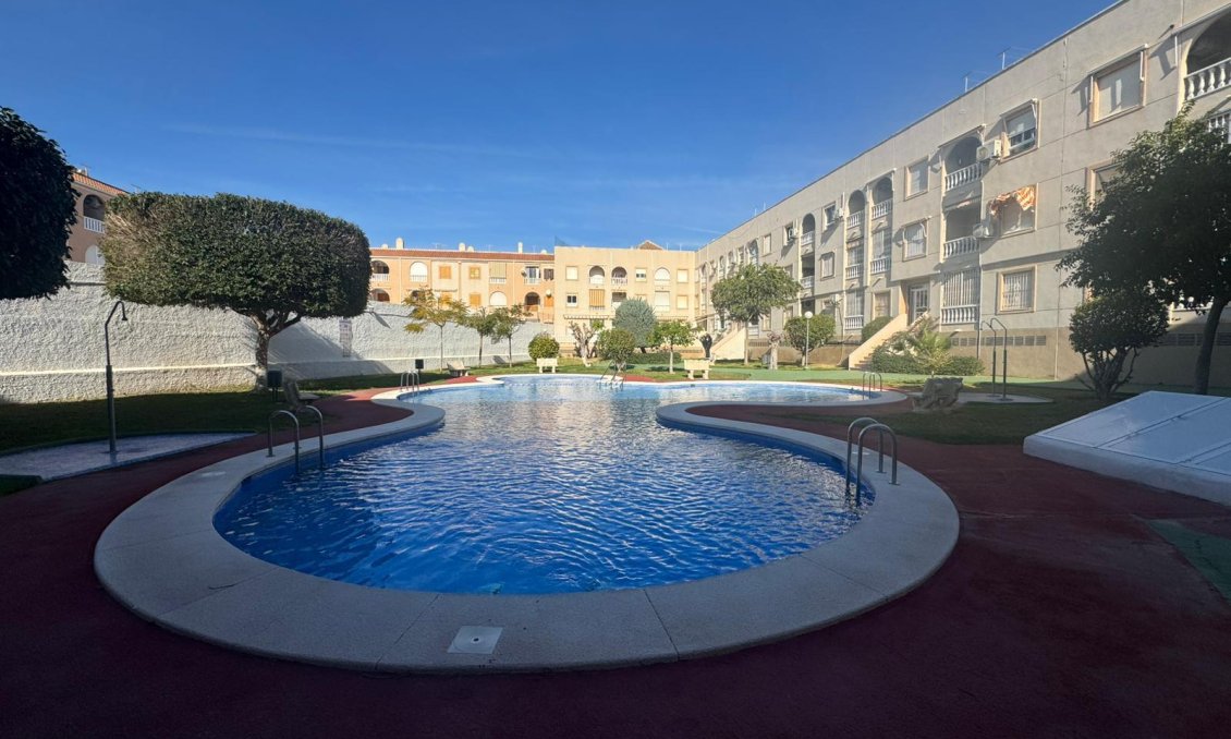 Resale - Apartment -
Torrevieja - Costa Blanca
