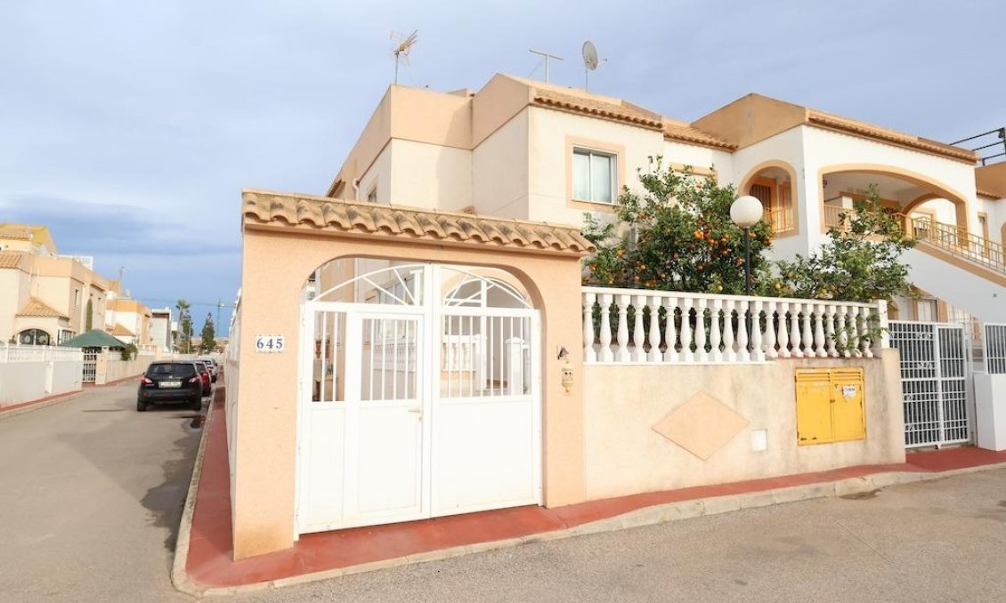 Wiederverkauf - Town House -
Torrevieja - Costa Blanca