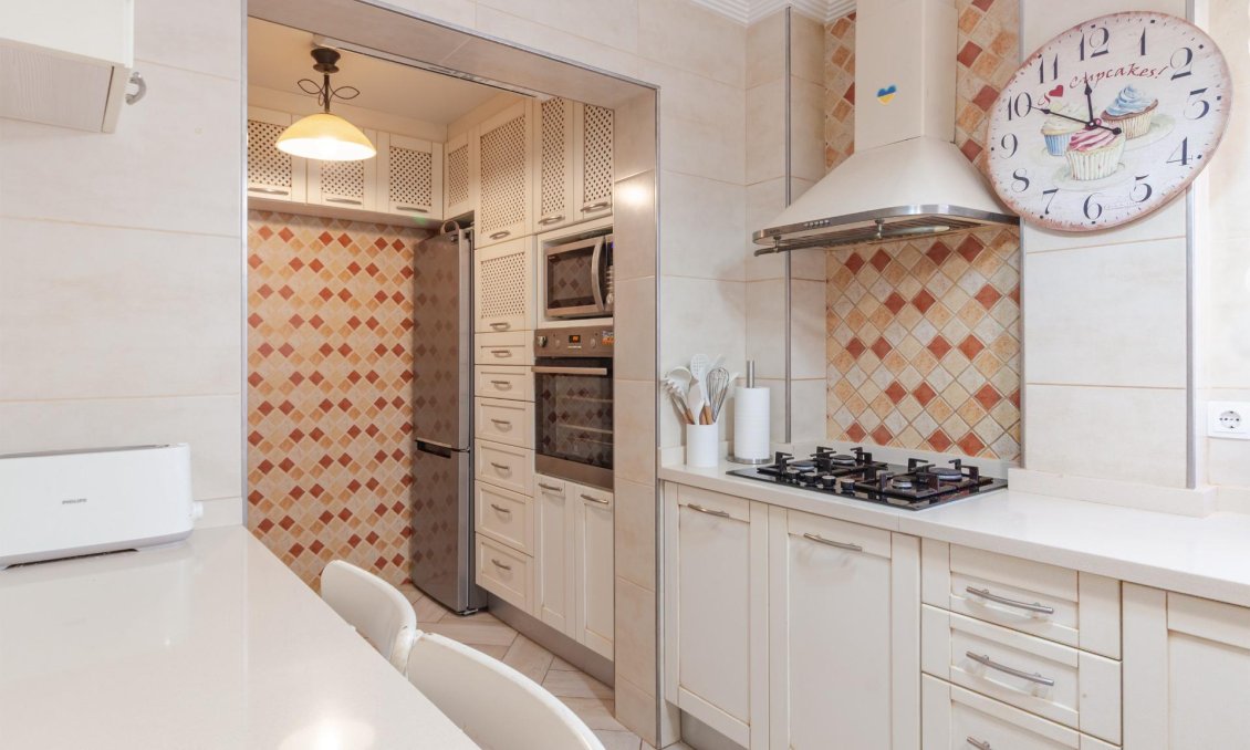 Resale - Villa -
Orihuela Costa - Los Almendros-la Florida