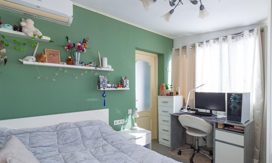 Resale - Villa -
Orihuela Costa - Los Almendros-la Florida