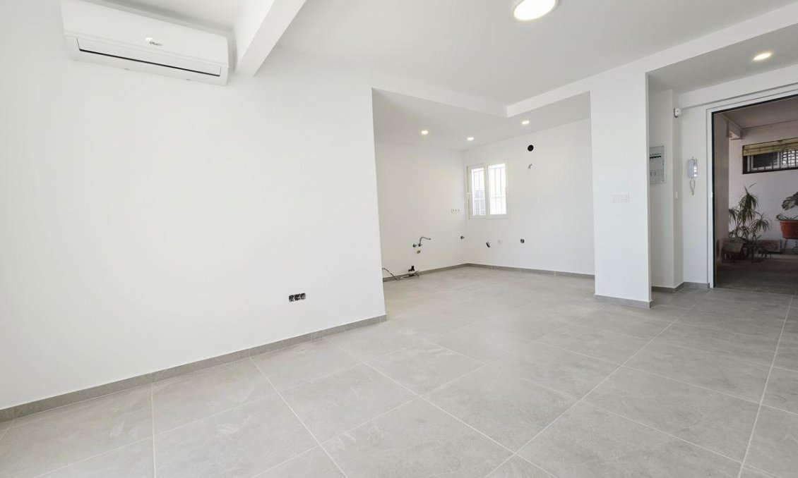 Resale - Penthouse -
Torrevieja - Playa del Cura