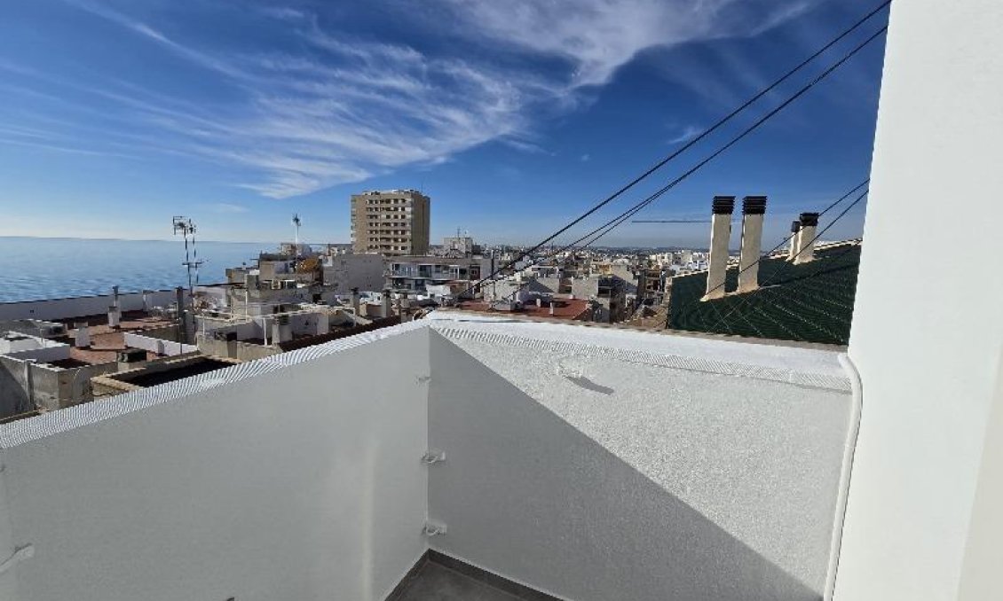 Resale - Penthouse -
Torrevieja - Playa del Cura