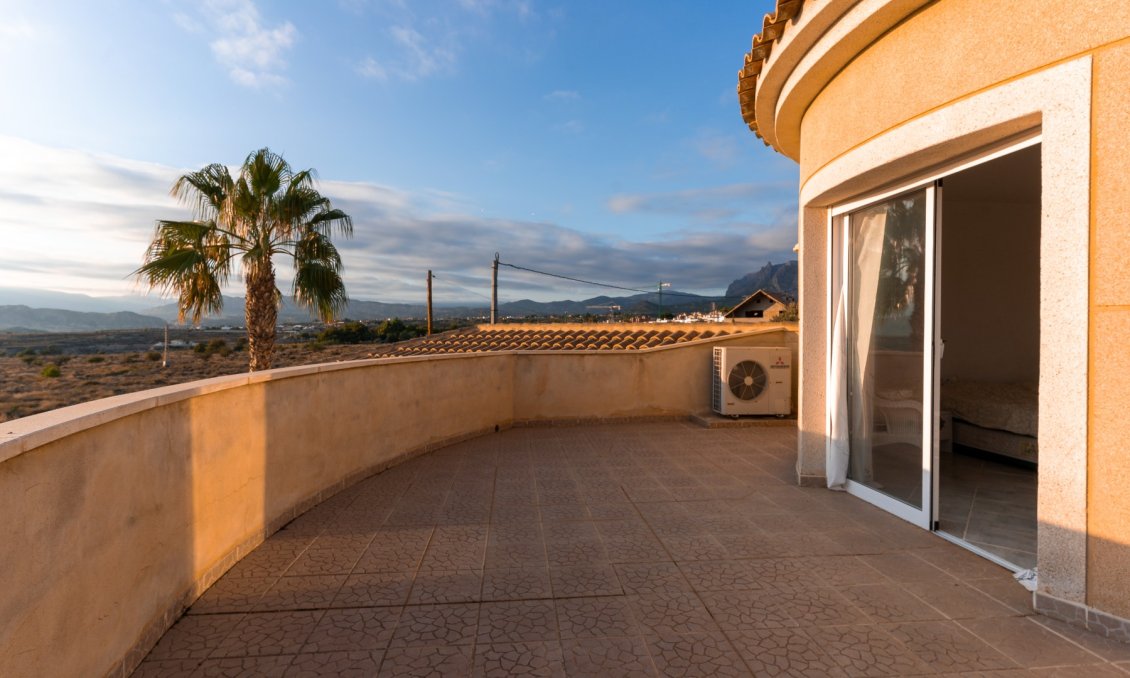 Revânzare - Vilă -
Busot - Costa Blanca