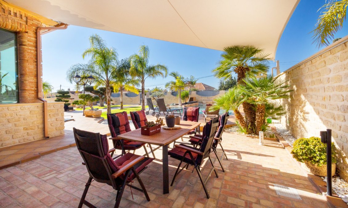 Wiederverkauf - Villa -
San Vicente del Raspeig - Inland