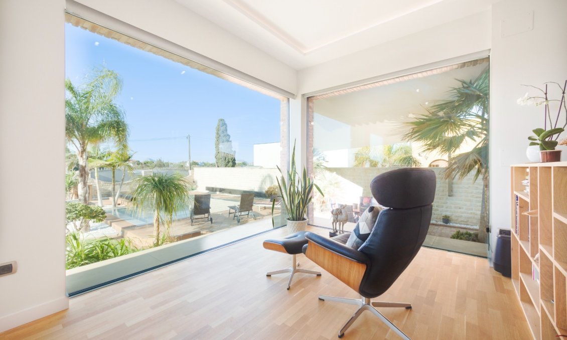 Wiederverkauf - Villa -
San Vicente del Raspeig - Inland