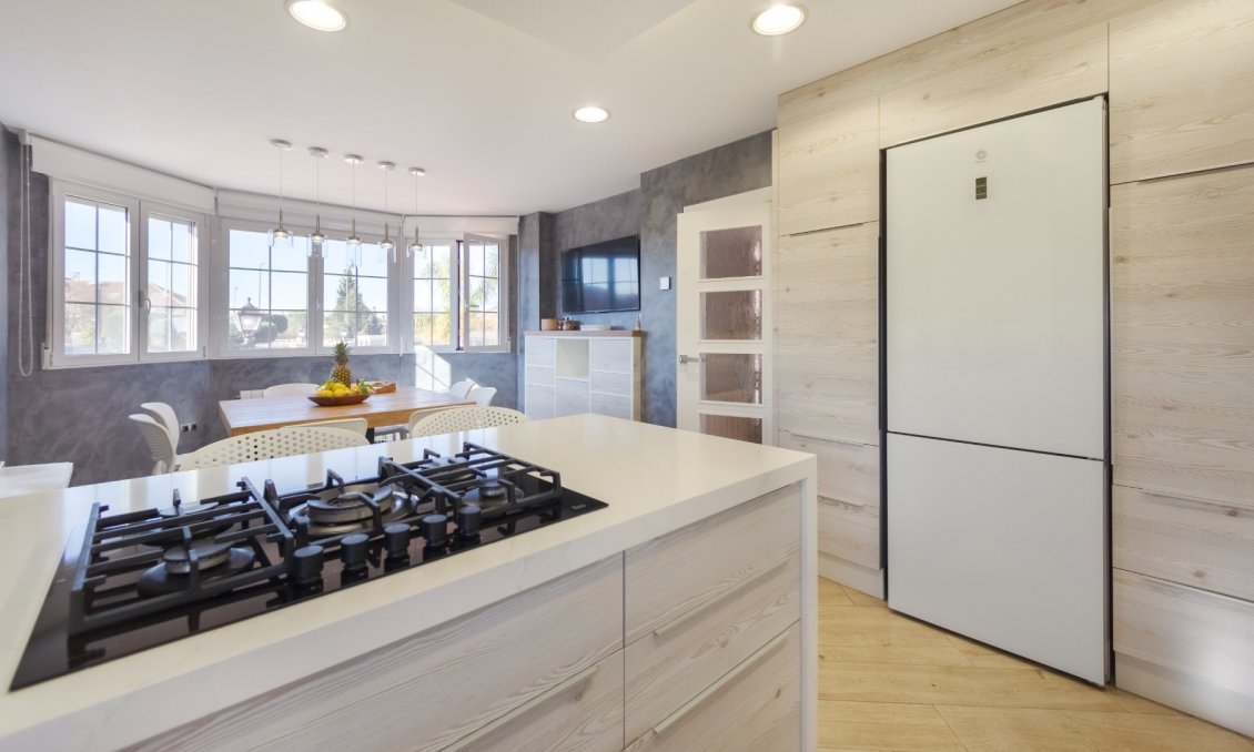 Wiederverkauf - Villa -
San Vicente del Raspeig - Inland