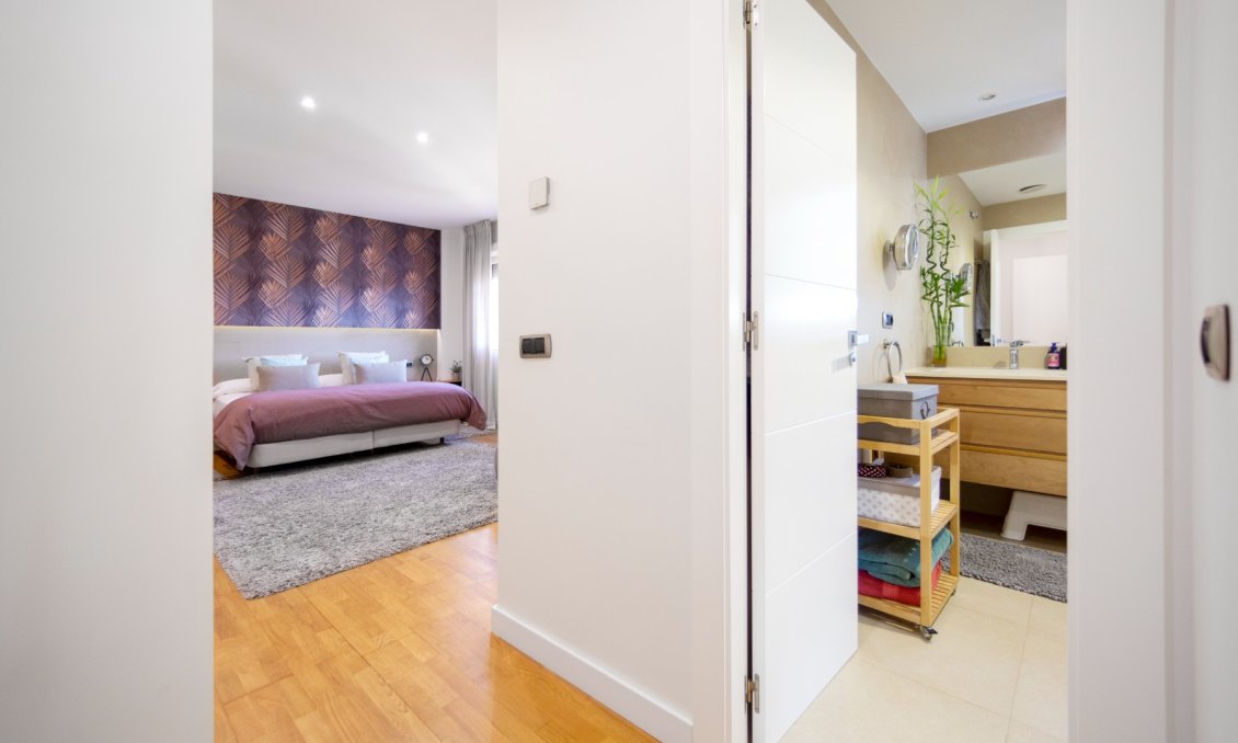 Wiederverkauf - Villa -
San Vicente del Raspeig - Inland