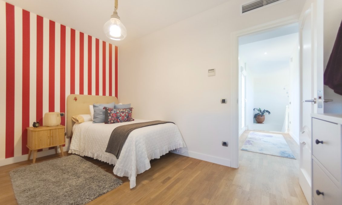 Wiederverkauf - Villa -
San Vicente del Raspeig - Inland