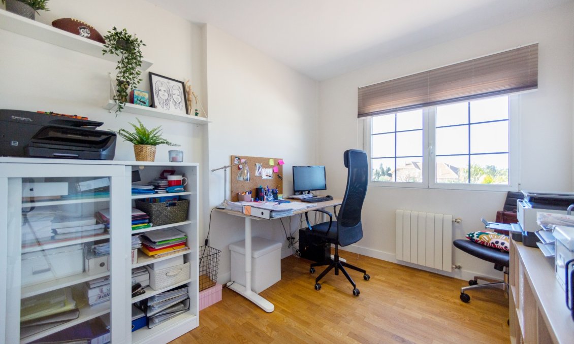 Wiederverkauf - Villa -
San Vicente del Raspeig - Inland