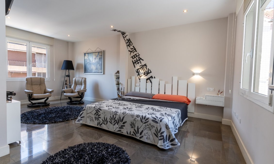 Resale - Penthouse -
Alicante - Costa Blanca