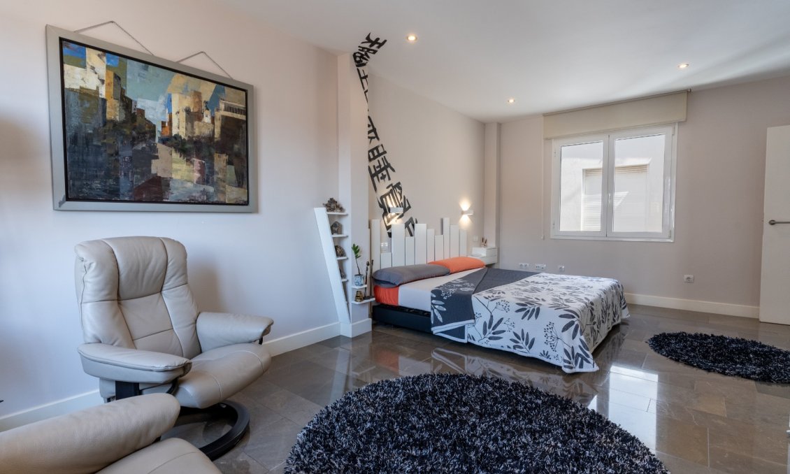 Resale - Penthouse -
Alicante - Costa Blanca