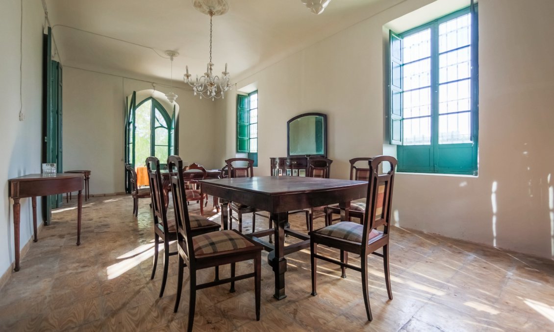 Resale - Villa -
Alicante - Costa Blanca