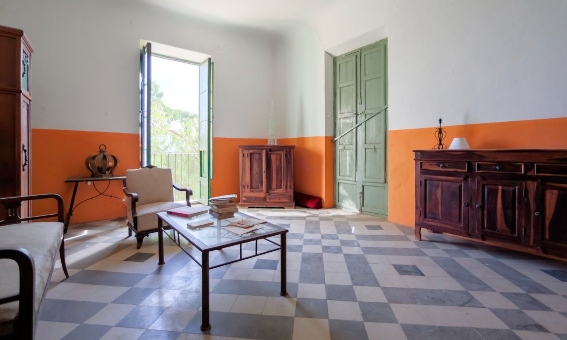 Resale - Villa -
Alicante - Costa Blanca