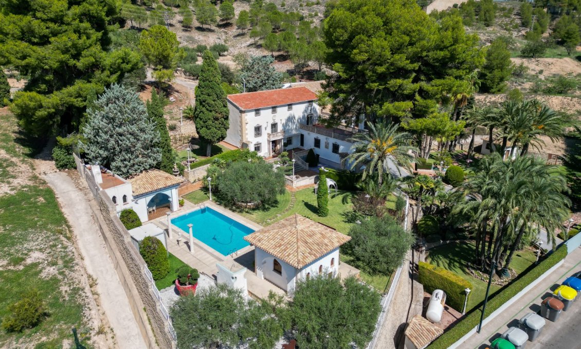 Revânzare - Vilă -
Alcoy - Inland