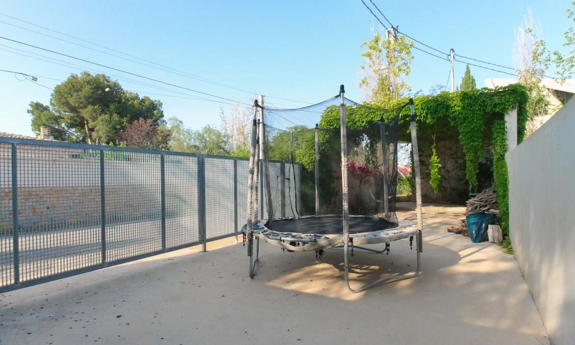 Wiederverkauf - Villa -
San Vicente del Raspeig - Inland