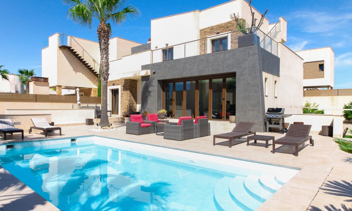 Revânzare - Vilă -
Torrevieja - Costa Blanca