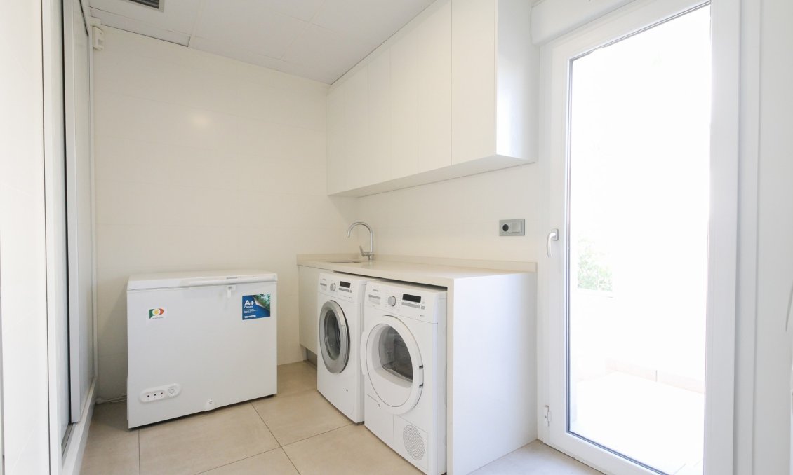 Revânzare - Vilă -
Torrevieja - Costa Blanca