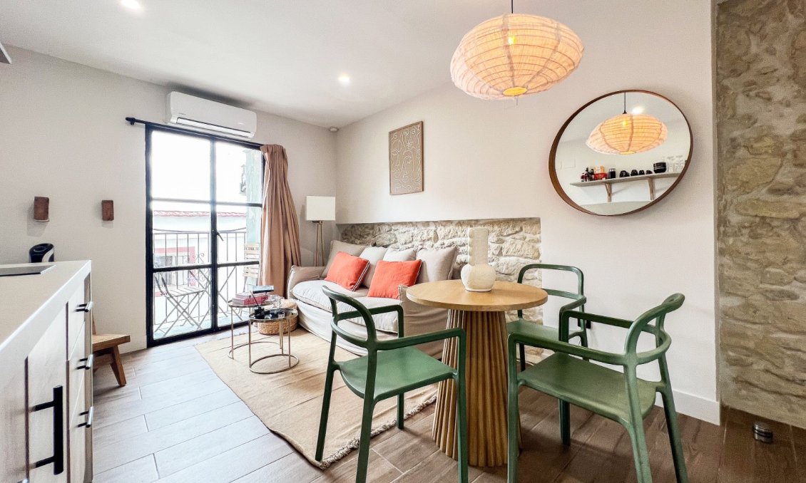 Resale - Apartment -
Alicante - Costa Blanca