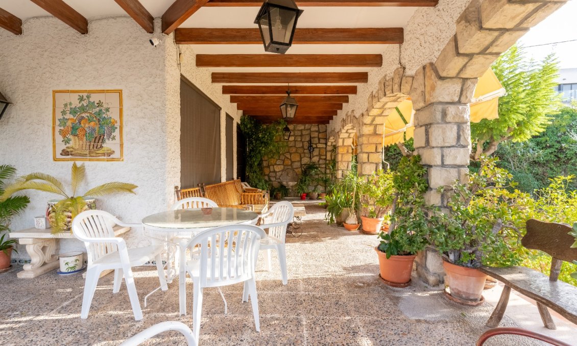 Resale - Villa -
Alicante - Costa Blanca