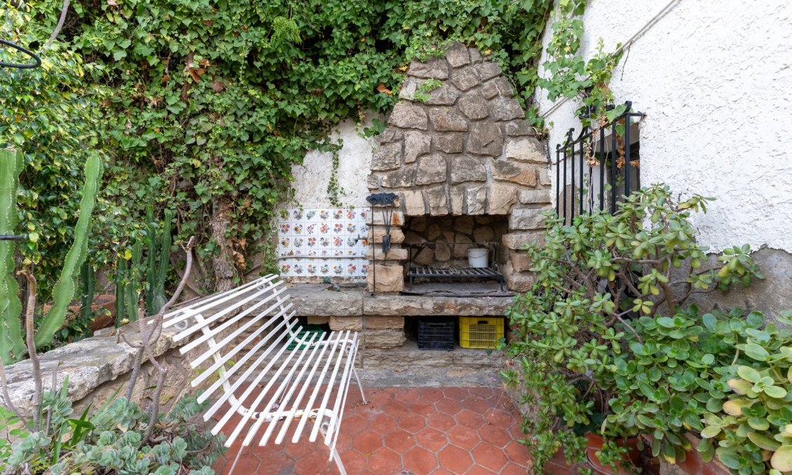 Resale - Villa -
Alicante - Costa Blanca