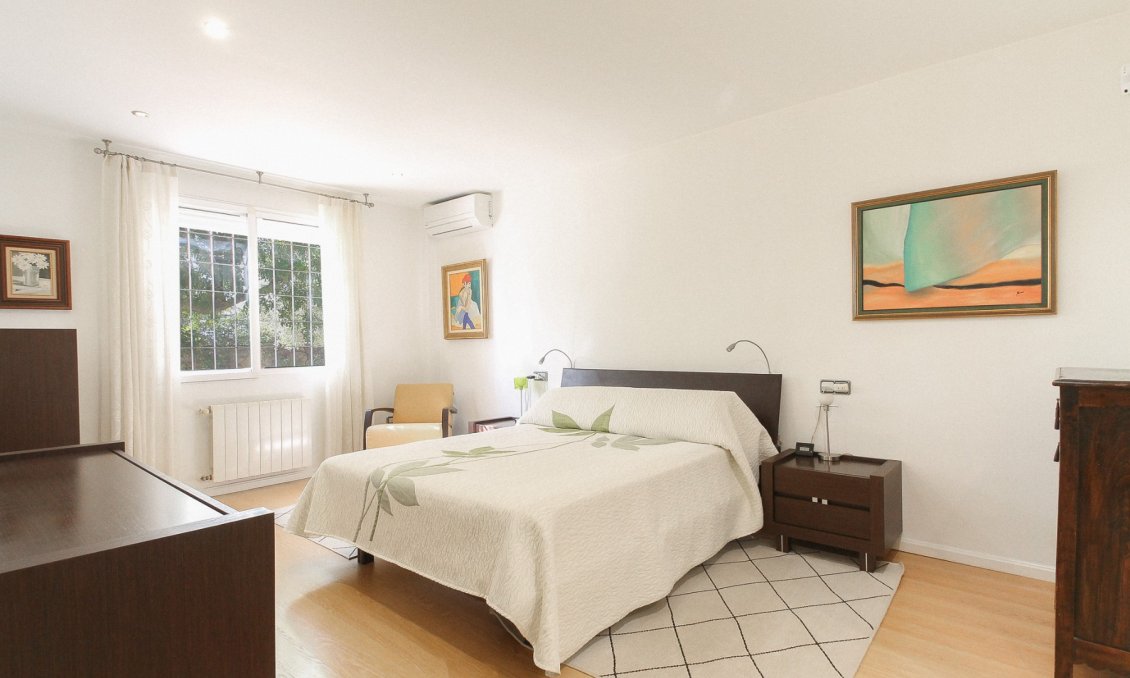 Wiederverkauf - Villa -
San Vicente del Raspeig - Inland