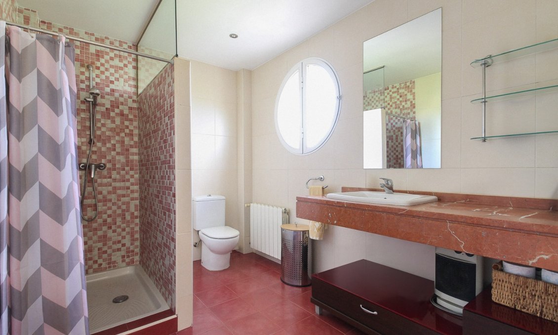 Wiederverkauf - Villa -
San Vicente del Raspeig - Inland