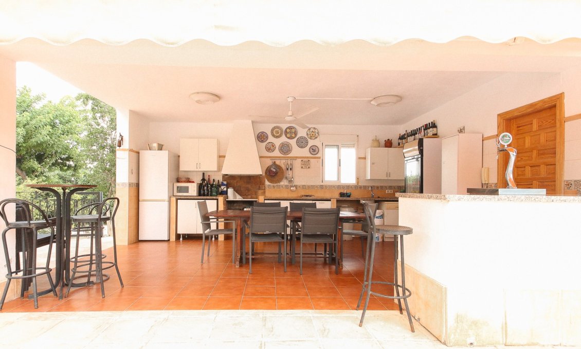 Wiederverkauf - Villa -
San Vicente del Raspeig - Inland