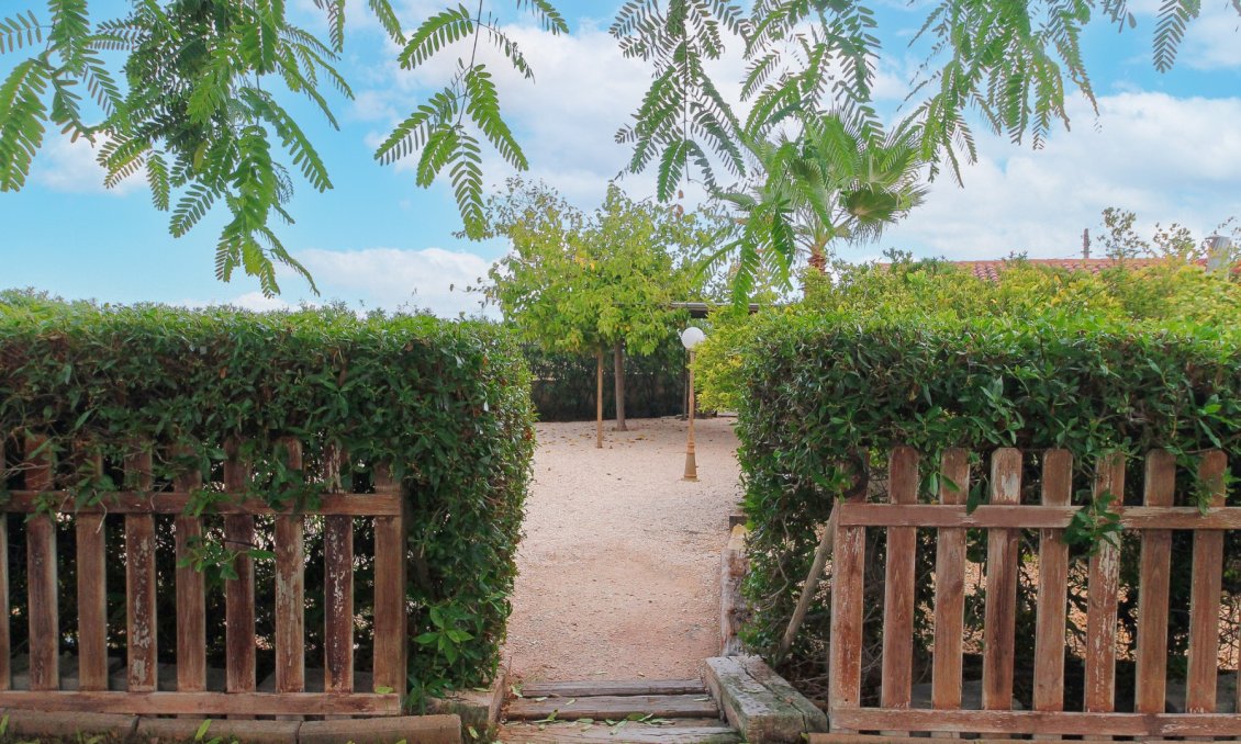 Wiederverkauf - Villa -
San Vicente del Raspeig - Inland