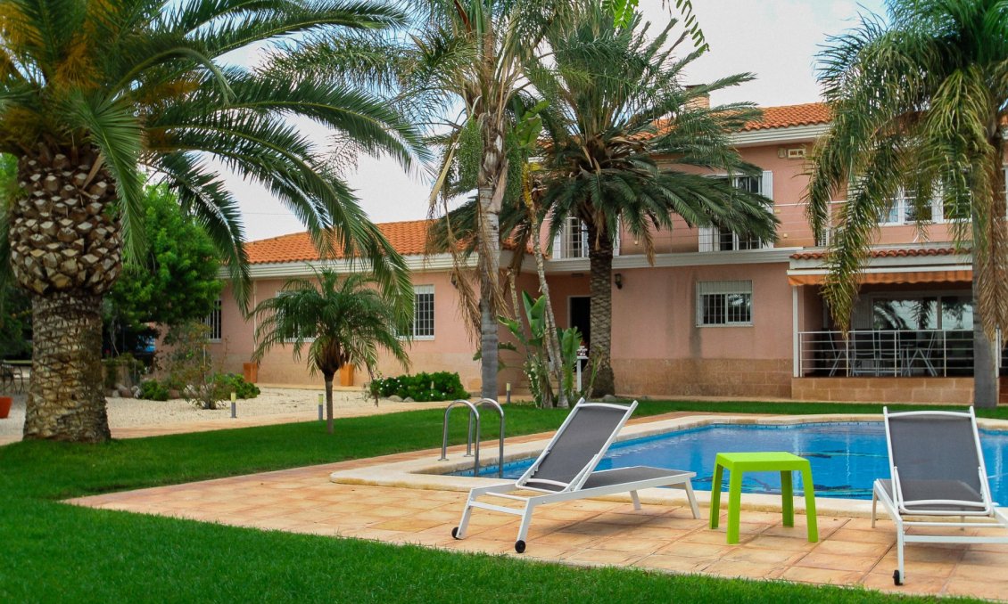 Wiederverkauf - Villa -
San Vicente del Raspeig - Inland