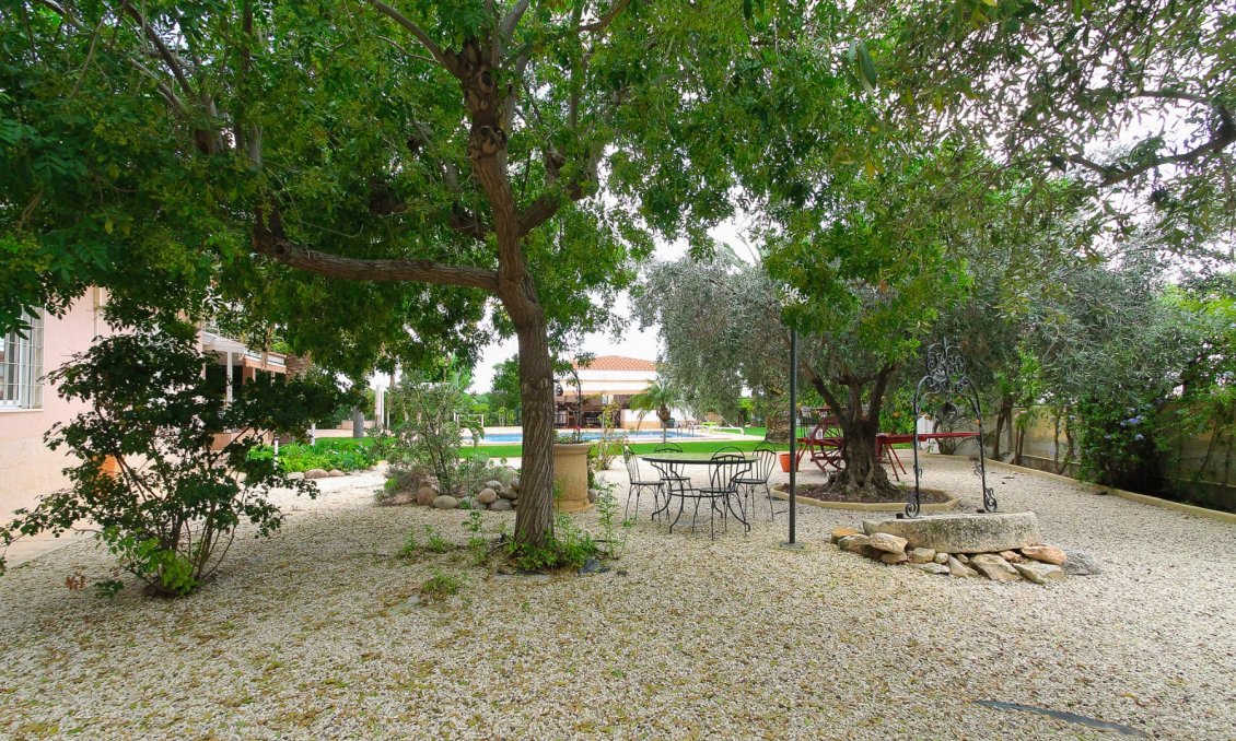 Wiederverkauf - Villa -
San Vicente del Raspeig - Inland