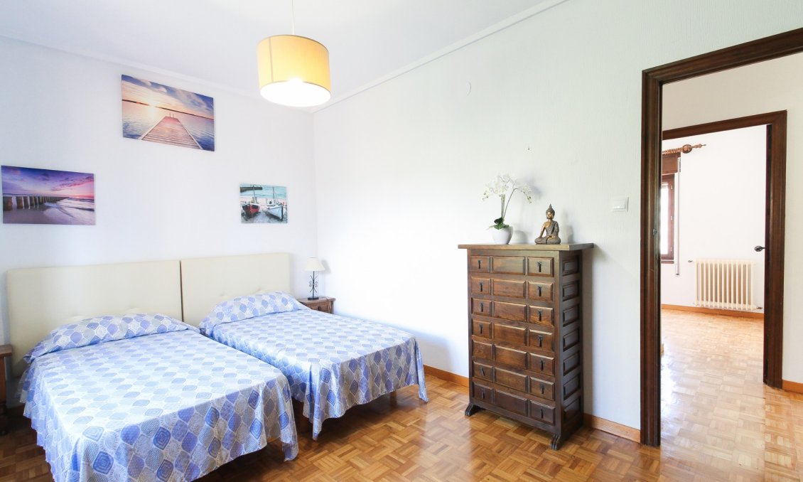 Revente - Villa -
El Campello - Costa Blanca