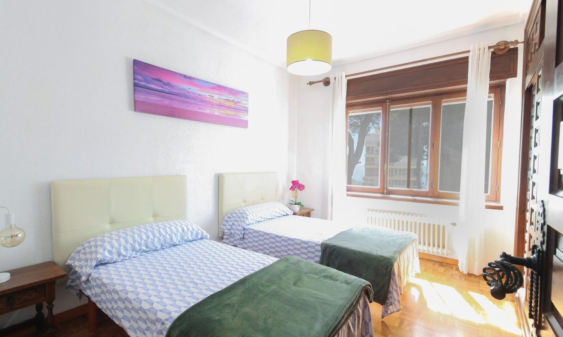 Revente - Villa -
El Campello - Costa Blanca