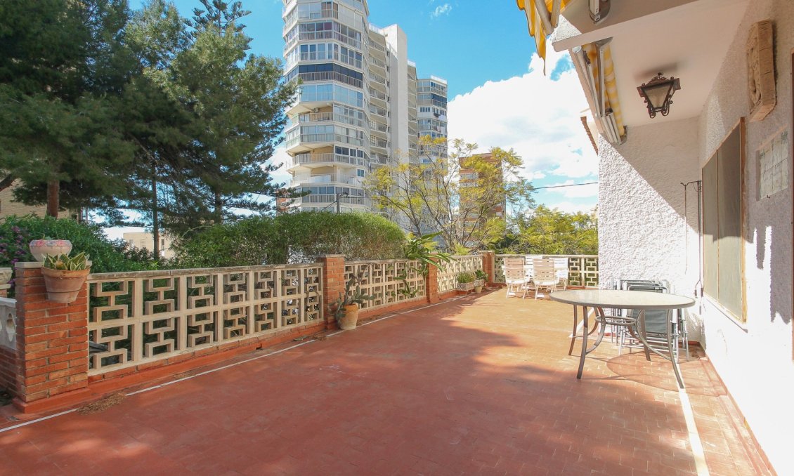 Revente - Villa -
El Campello - Costa Blanca