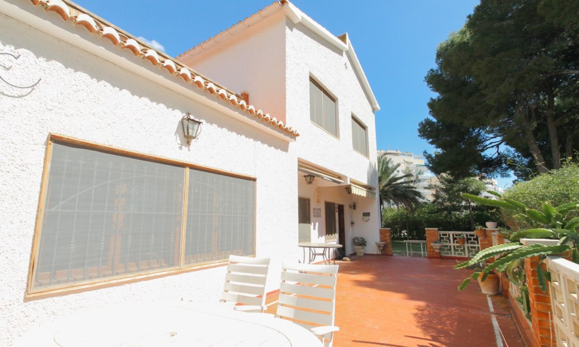 Revente - Villa -
El Campello - Costa Blanca