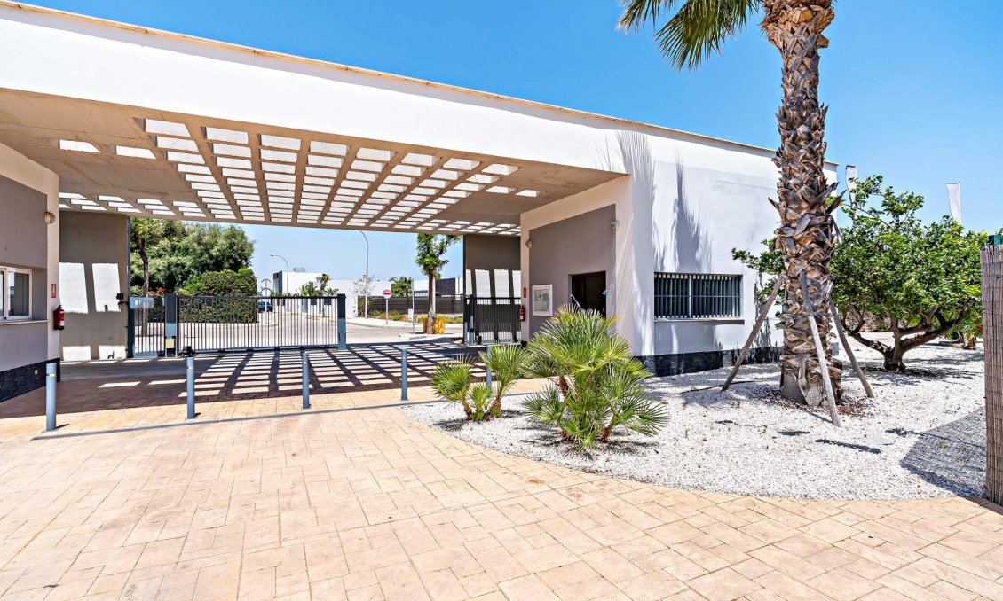 Neue Gebäude - Wohnung -
Vera - El Playazo