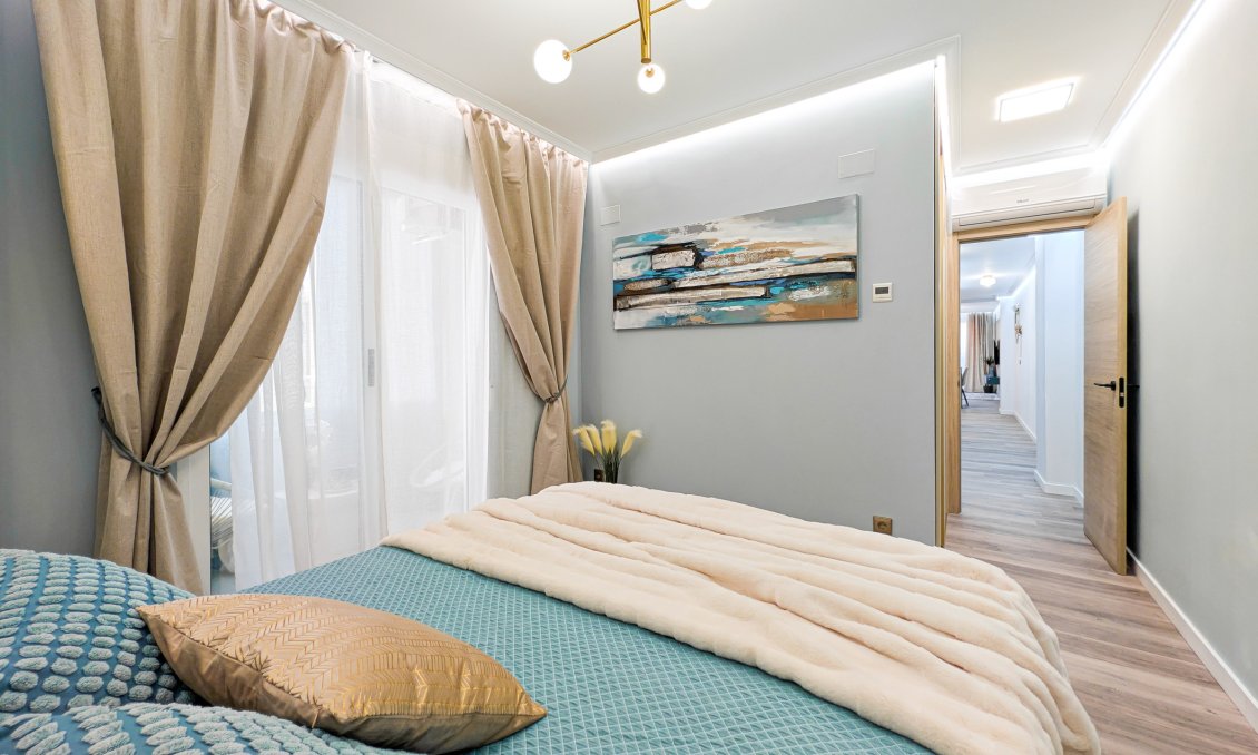 Wiederverkauf - Wohnung -
Torrevieja - Costa Blanca