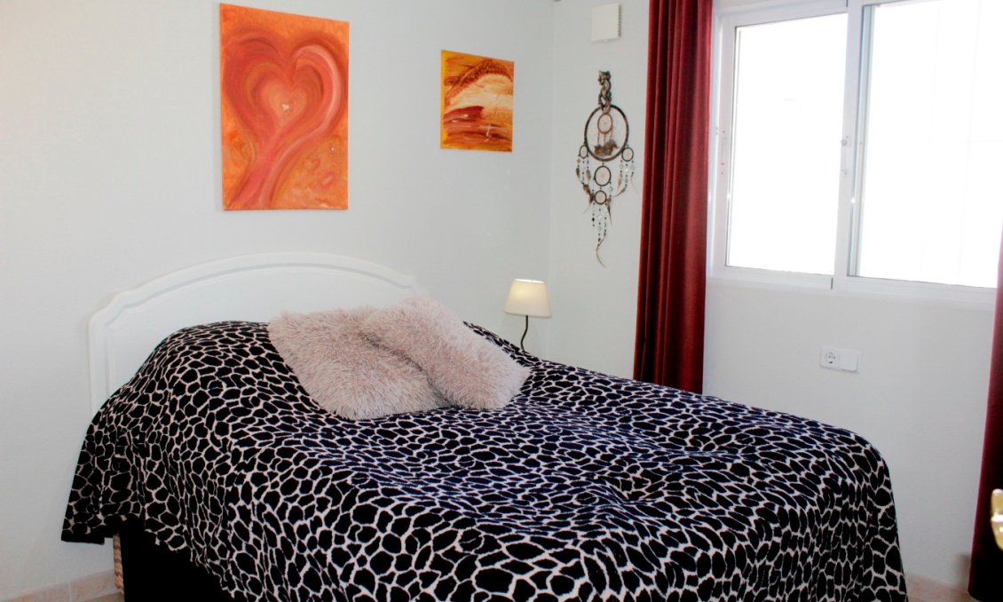 Wiederverkauf - Villa -
Villamartin - Costa Blanca