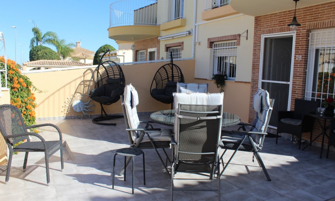 Wiederverkauf - Villa -
Villamartin - Costa Blanca