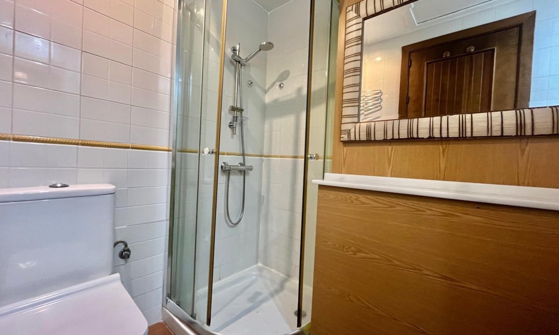 Revânzare - Bungalou -
Torrevieja - Punta Prima