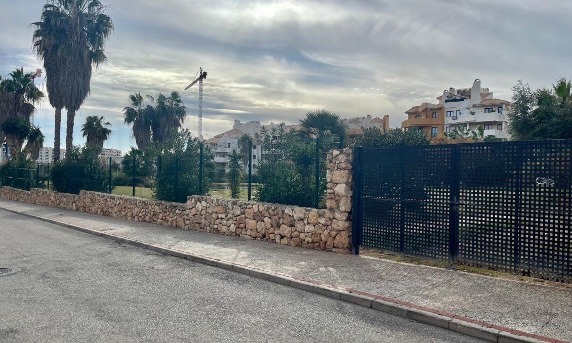 Revânzare - Bungalou -
Torrevieja - Punta Prima