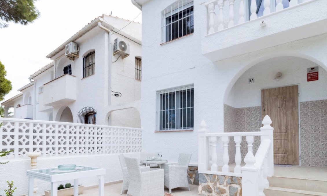 Wiederverkauf - Town House -
Orihuela Costa - Costa Blanca