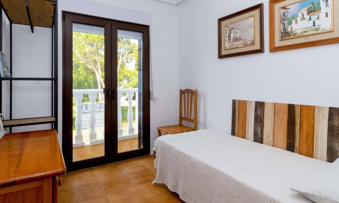 Wiederverkauf - Town House -
Orihuela Costa - Costa Blanca