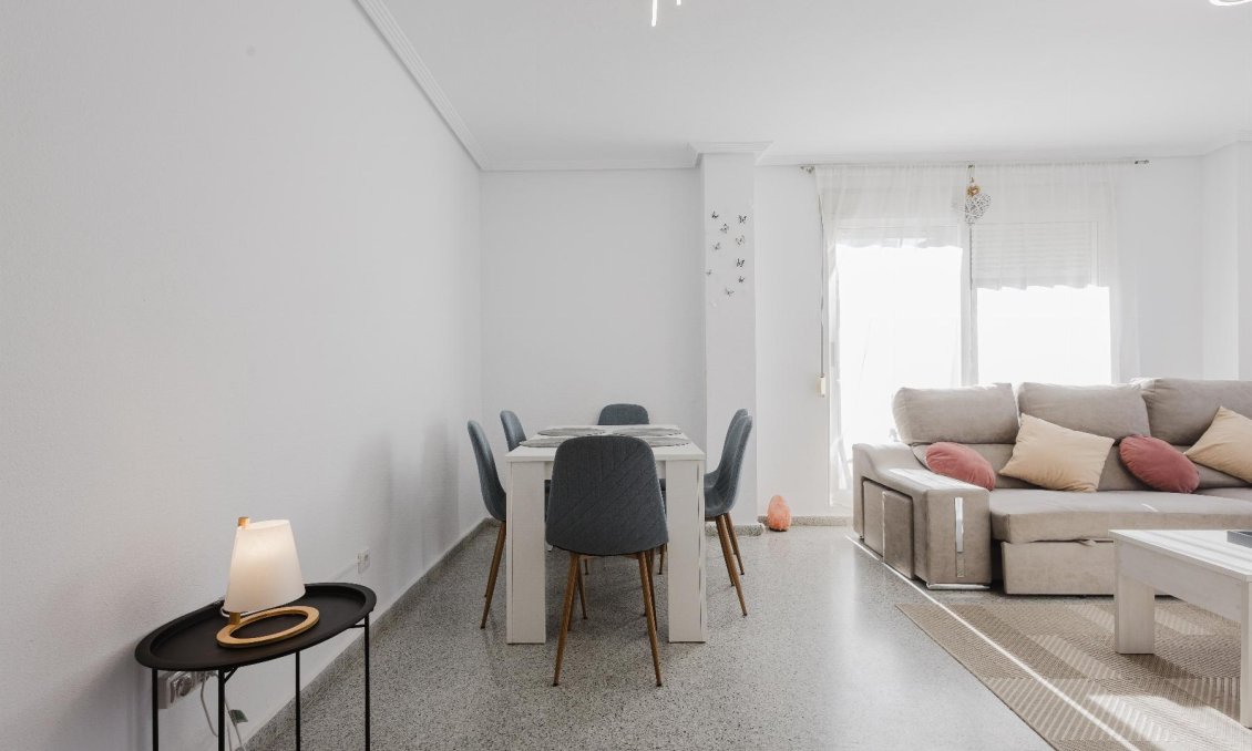 Resale - Apartment -
San Miguel de Salinas - Inland