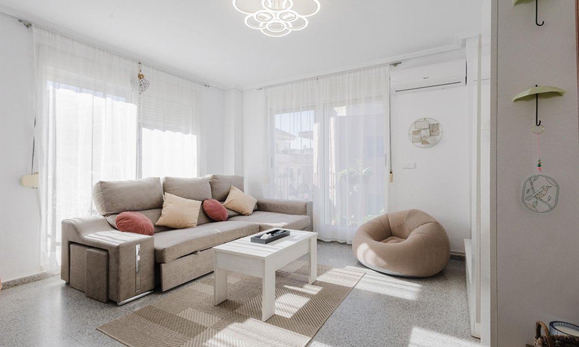 Resale - Apartment -
San Miguel de Salinas - Inland