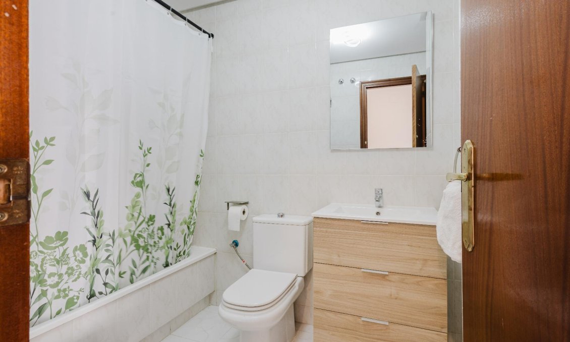 Resale - Apartment -
San Miguel de Salinas - Inland